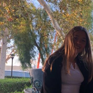 Meet your Posher, Mandy